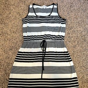 Olive & Oak Black and White Striped Dress Small